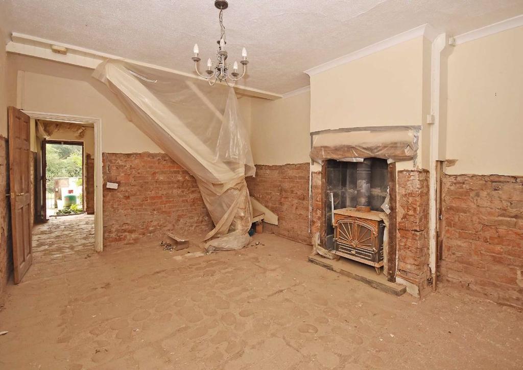 2, Severnside, Highley, Bridgnorth, Shropshire, WV16 2 bed terraced