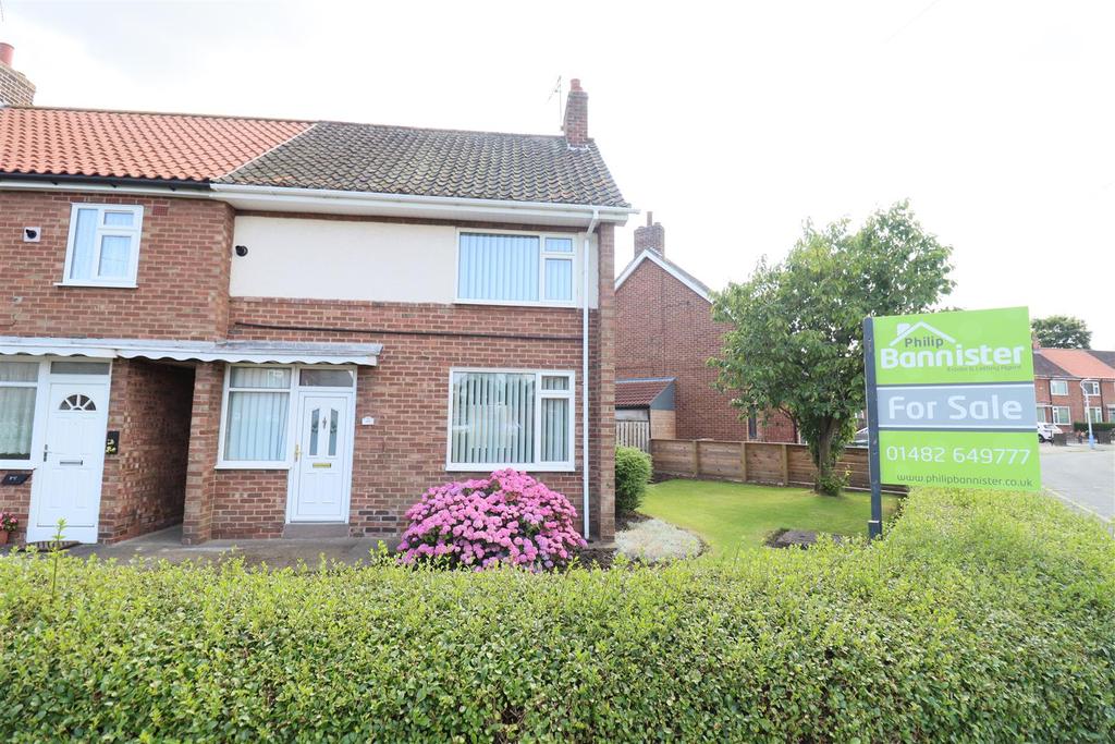 Northolme Crescent, Hessle 2 bed end of terrace house £130,000