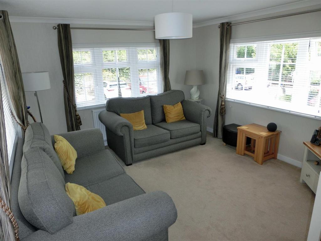 Chapel Lane, St Mary's Park, Wythall 1 bed park home £150,000