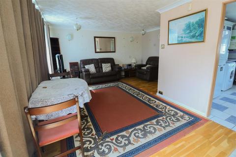 38 Barley Croft, Harlow, CM18 7QZ