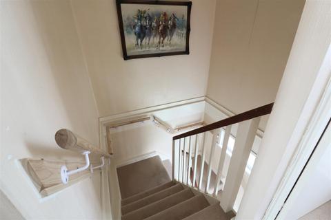 38 Barley Croft, Harlow, CM18 7QZ