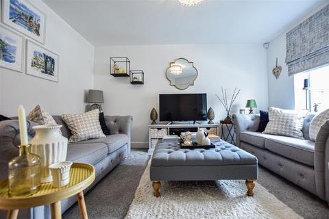 11 Eyres Drive, Castle Hill, Swanscombe, DA10 1DF