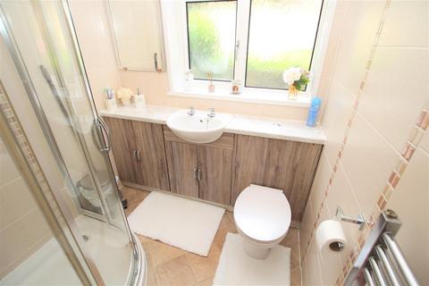 27 Hazel Walk, Bradford, BD9 6AH