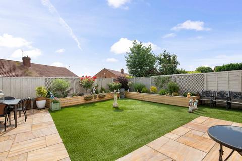 7 Bracken Close, Kennington, Ashford, TN24 9BT