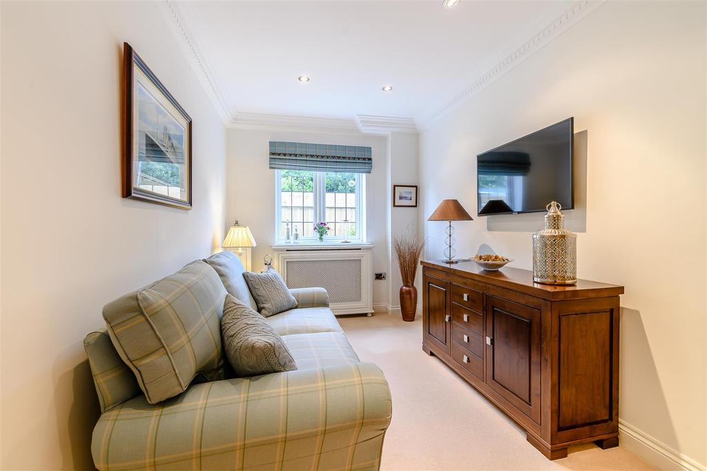 8473001-interior11.jpg