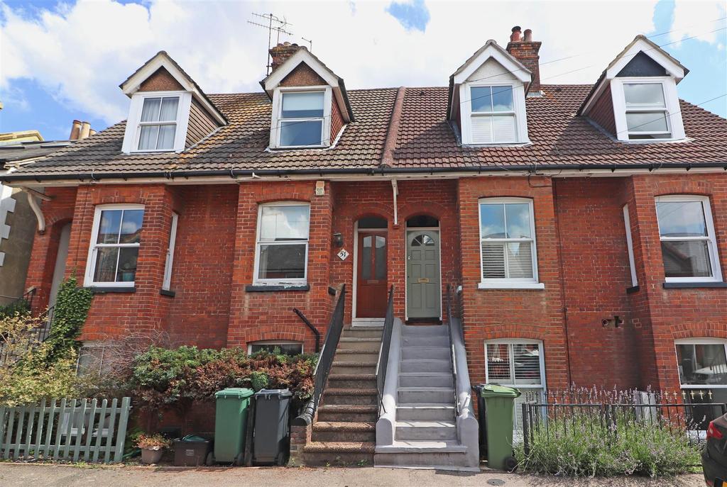 Victoria Road, Redhill 3 bed terraced house £400,000