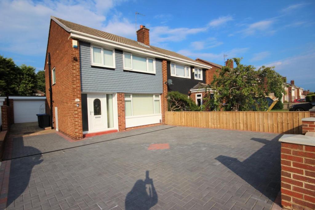 Staindrop Drive, Middlesbrough 3 bed semidetached house £175,000