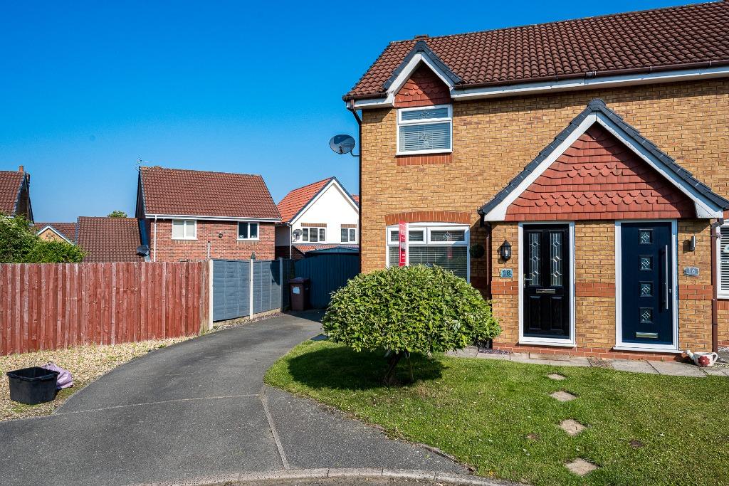 Wendover Close, Haydock, WA11 2 bed semidetached house £150,000