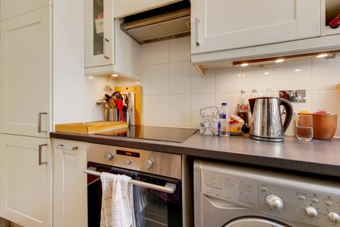 2 bedroom flat to rent - Ashley Mansions,Vauxhall Bridge Road, Victoria, SW1V