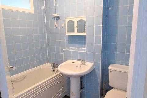 41 Archery Close, Harrow, HA3 7RU