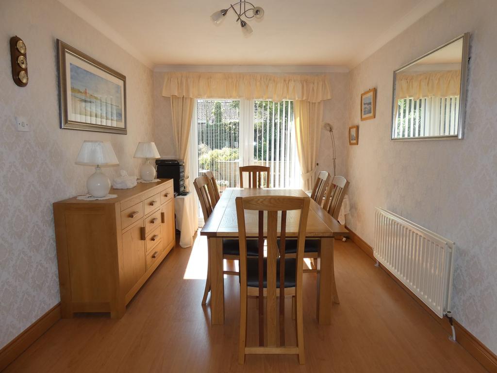 Lake Avenue, South Shields, Tyne and... 3 bed semidetached house £