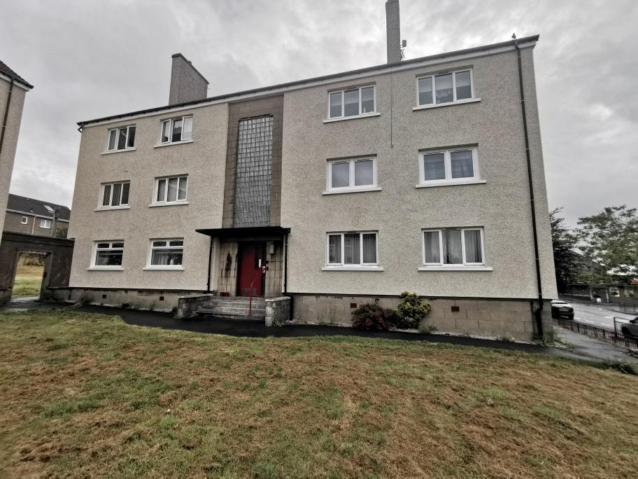 Clark Street, Airdrie ML6 1 bed flat £42,500