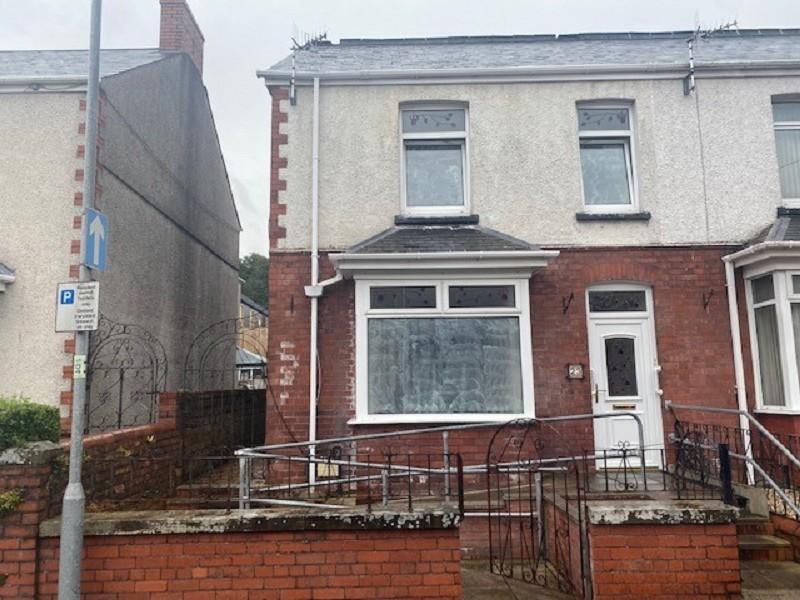 Woodland Road, Neath, Neath Port Talbot. 3 bed end of terrace house £