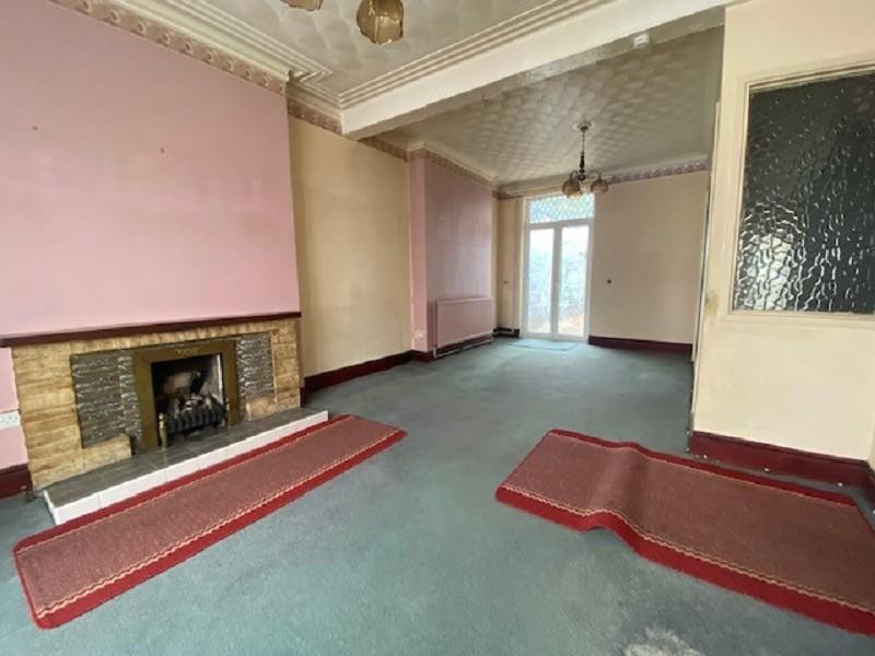 Woodland Road, Neath, Neath Port Talbot. 3 bed end of terrace house £