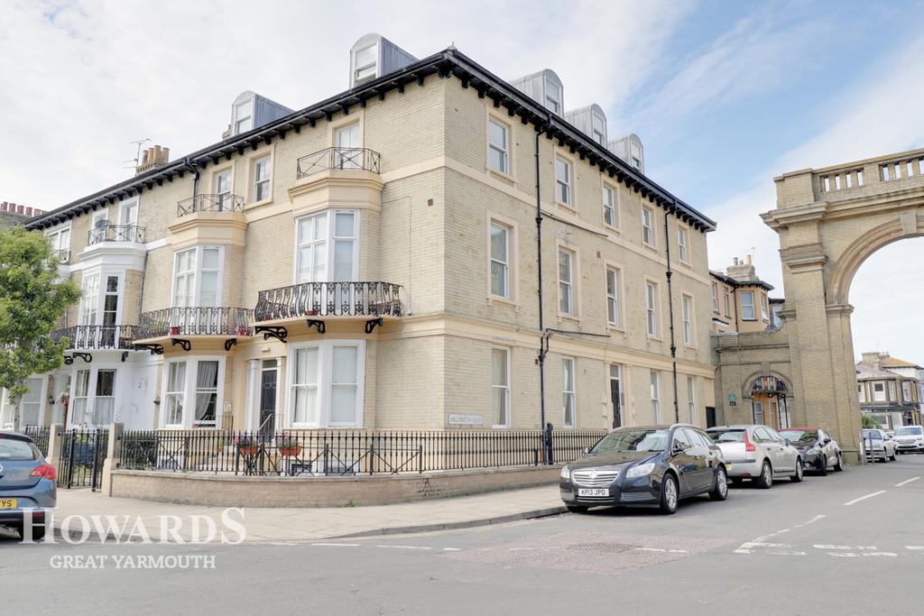 Camperdown, Great Yarmouth 16 bed block of apartments £750,000