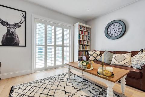 21b Gordon Road, Kingston Upon Thames, KT2 6BS