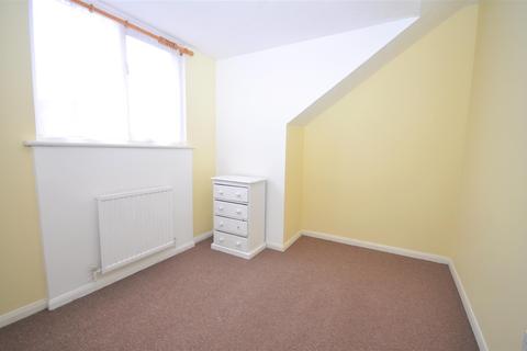 4 bedroom end of terrace house to rent - Wilkins Close, Colliers Wood Borders