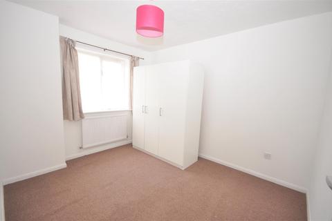 4 bedroom end of terrace house to rent - Wilkins Close, Colliers Wood Borders