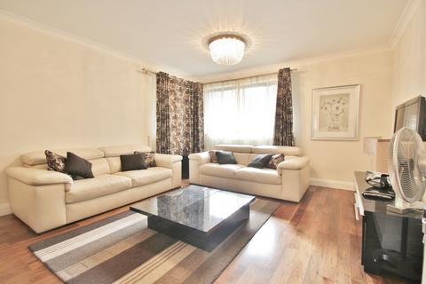 2 bedroom flat to rent, Regent House, Windsor Way, Hammersmith, W14