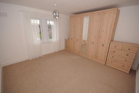 2 bedroom flat to rent, Eastfield Crescent, Dumbarton, West Dunbartonshire, G82