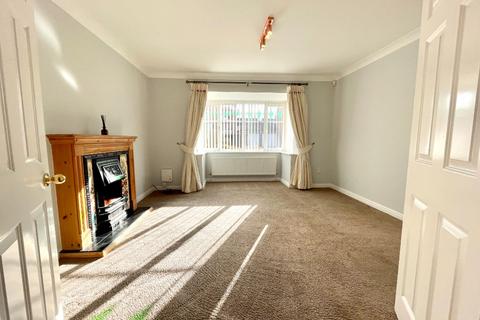 3 bedroom detached house to rent, Arlington Road, Clifton, York, YO30