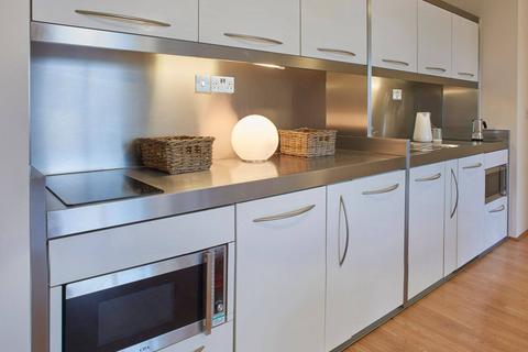 1 bedroom in a flat share to rent - 9 Frying Pan Alley Spitalfields, London, England E1 7HS