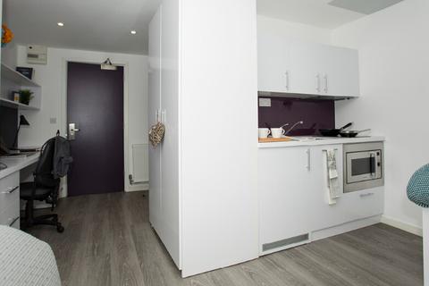 1 bedroom in a flat share to rent - 11 Popes Lane Northumberland House Ealing, London, England W5 4NG