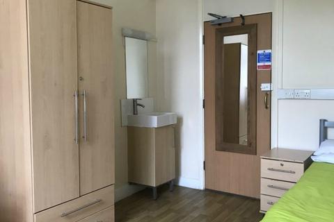 1 bedroom in a flat share to rent - Bowden Court, 24 Ladbroke Road, London, W11 3NN