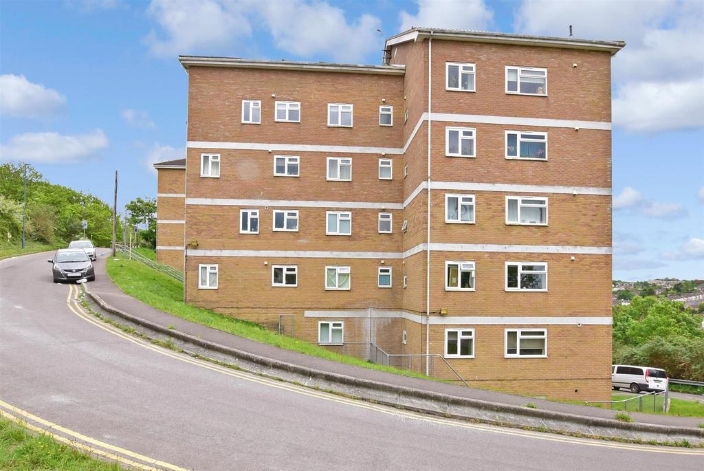 Longhill Avenue, Chatham, Kent 1 bed ground floor flat for sale £85,000
