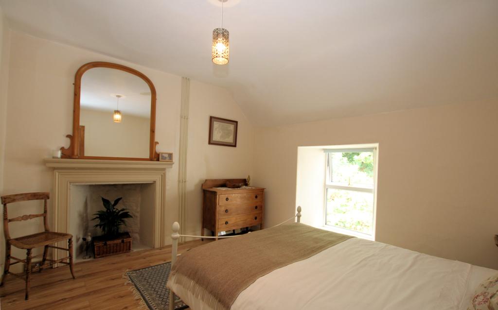4 Pomona Terrace, New Galloway - Williamson and He