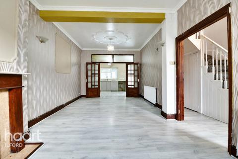 85 Westbury Road, Ilford, IG1 3BW