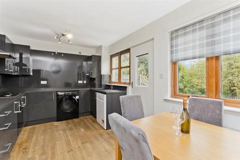 12 Belvedere Place, Bathgate, EH48 4BP