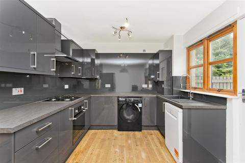 12 Belvedere Place, Bathgate, EH48 4BP