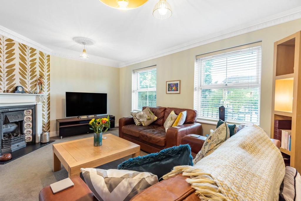 Southlands Grove, Bromley 4 bed townhouse £725,000