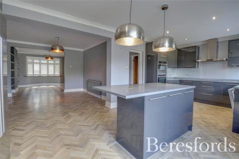 626 Rayleigh Road, Hutton, Brentwood, CM13 1SG
