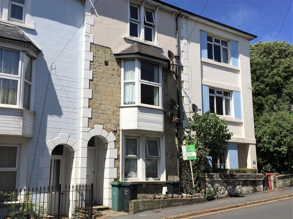 57 Albert Street, Ventnor PO38 1 bed flat £495 pcm (£114 pw)