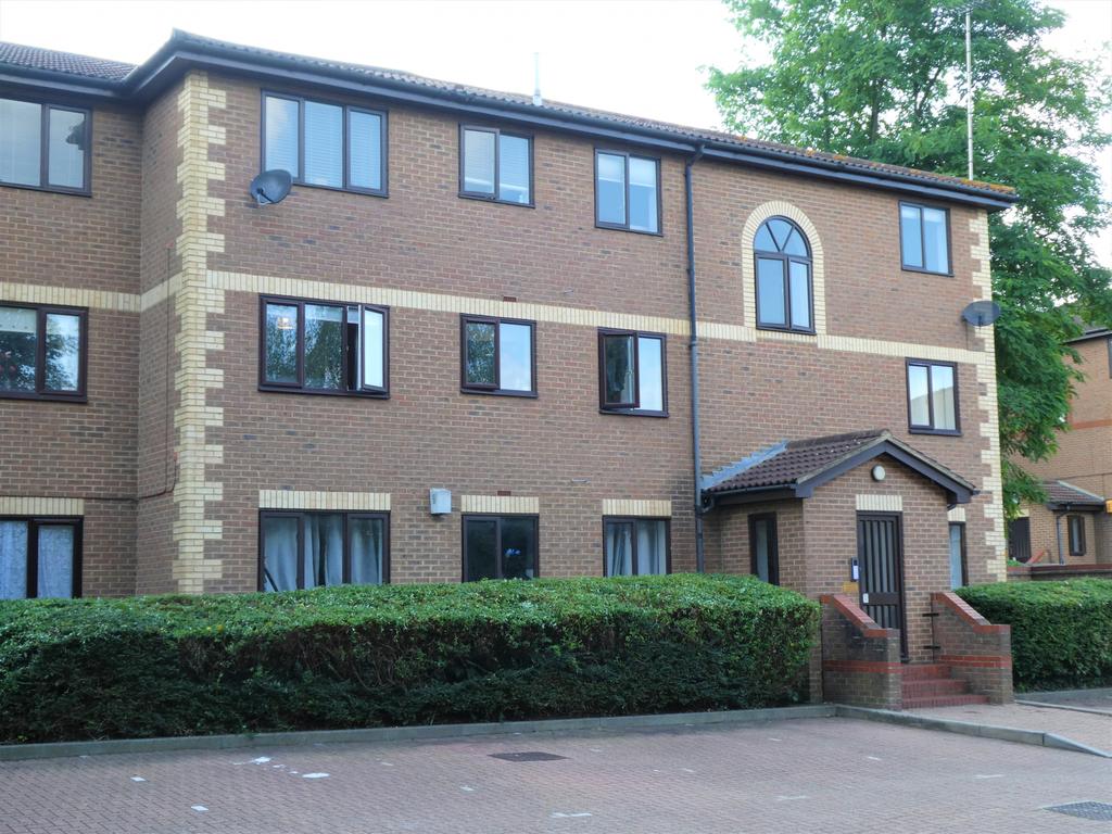 Winston Close