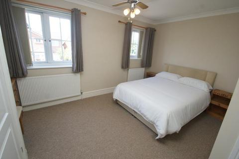 1 bedroom in a house share to rent, Anton Road, Andover, SP10