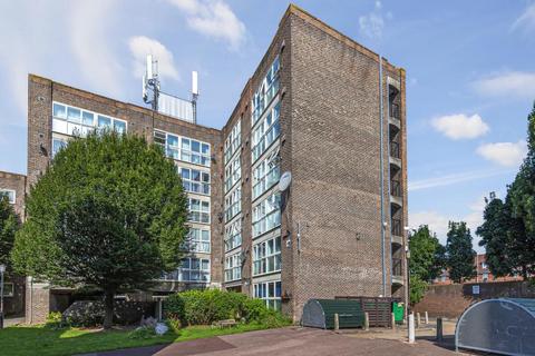 57 Harris Close, Hounslow, TW3 4JU