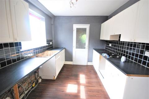 4 Baker Gardens, Wardley, Gateshead, NE10 8TT