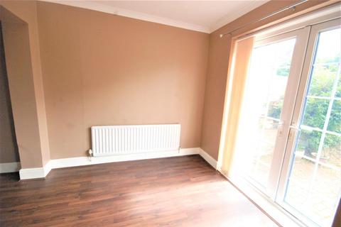 4 Baker Gardens, Wardley, Gateshead, NE10 8TT