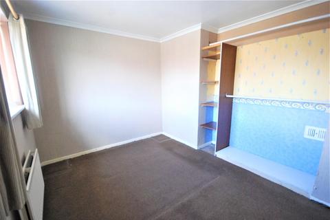 4 Baker Gardens, Wardley, Gateshead, NE10 8TT