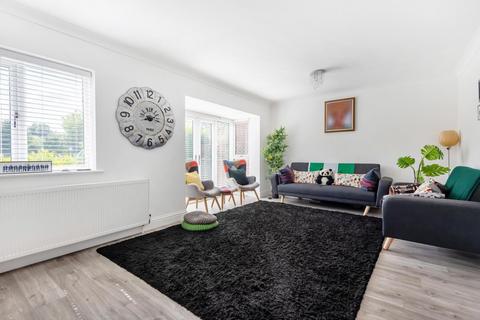 Moffat Cedar Road, Cobham, KT11 2AA