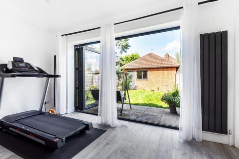 Moffat Cedar Road, Cobham, KT11 2AA