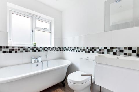 Moffat Cedar Road, Cobham, KT11 2AA