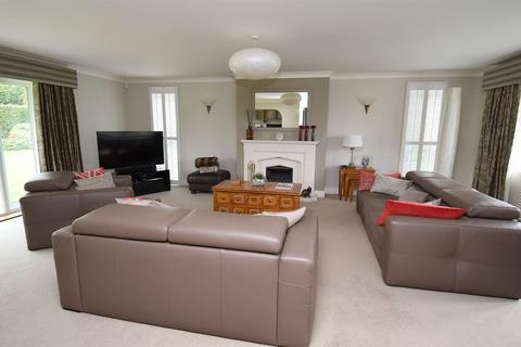Meadows Spring Lane, Fordwich, Canterbury, CT2 0DL
