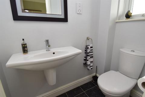 Meadows Spring Lane, Fordwich, Canterbury, CT2 0DL