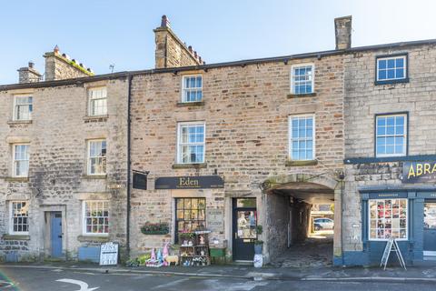 Apartment 1, 13 Market Square, Kirkby Lonsdale, LA6 2AN