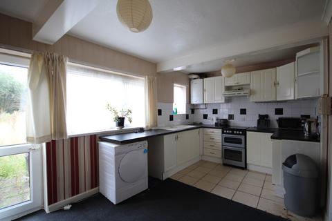 2 bedroom terraced house to rent, Trescott Road, Northfield, B31