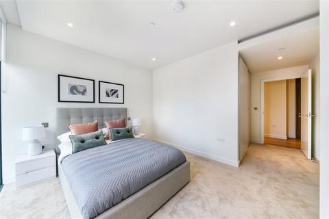 2 bedroom apartment to rent, Hampton Tower, 75 Marsh Wall, London, E14